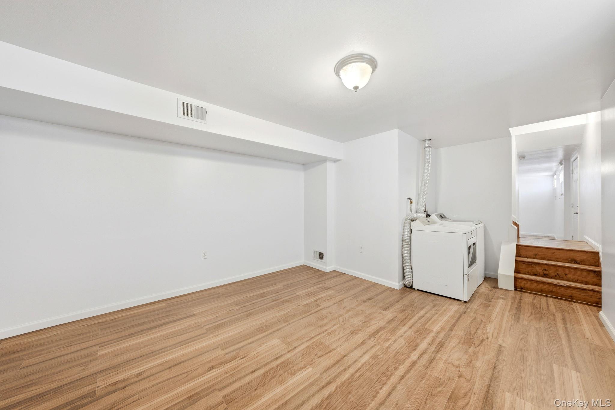 Single Family Beresford Staten Island, NY 10314, MLS-927251-19