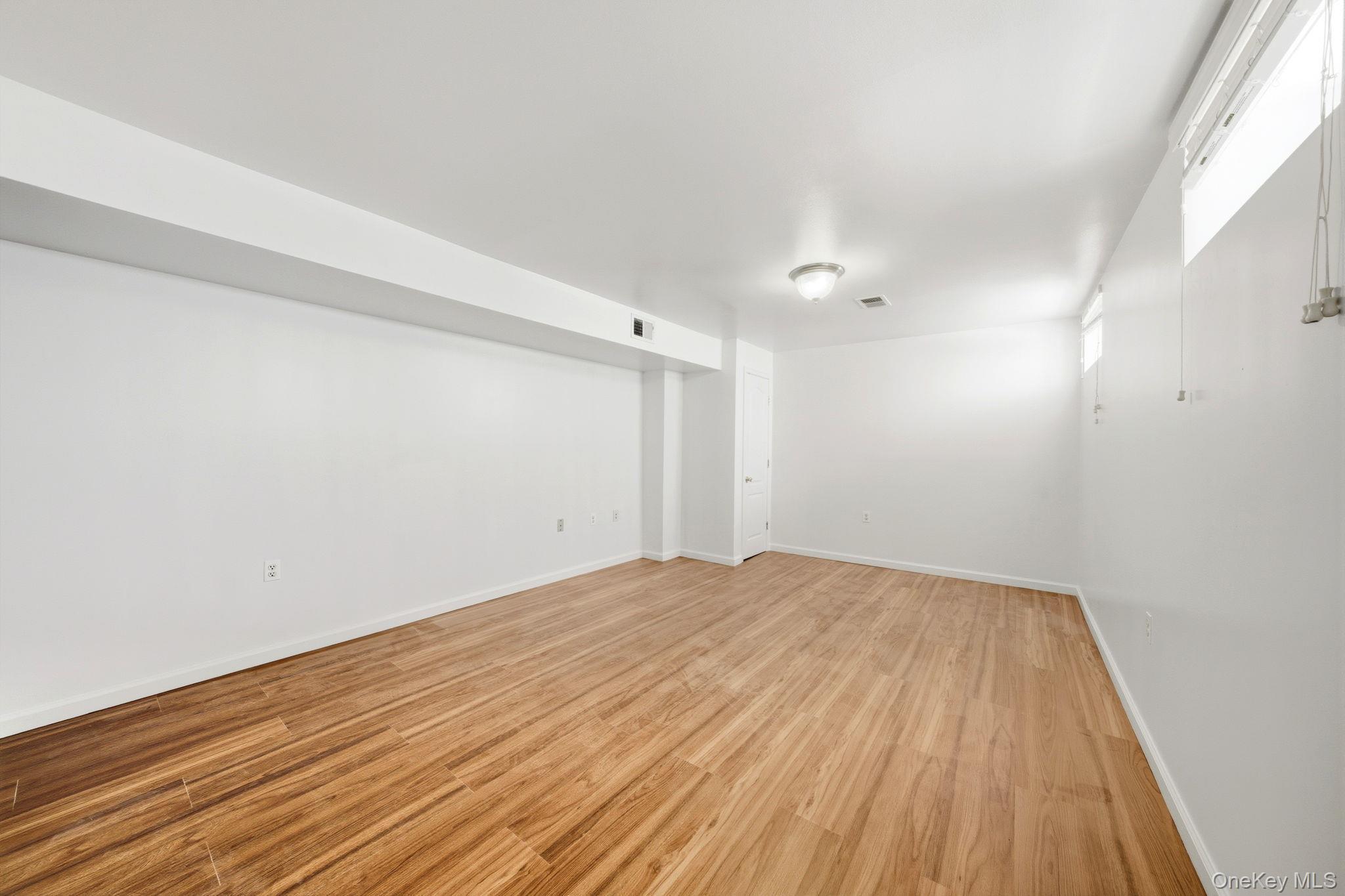 Single Family Beresford Staten Island, NY 10314, MLS-927251-22