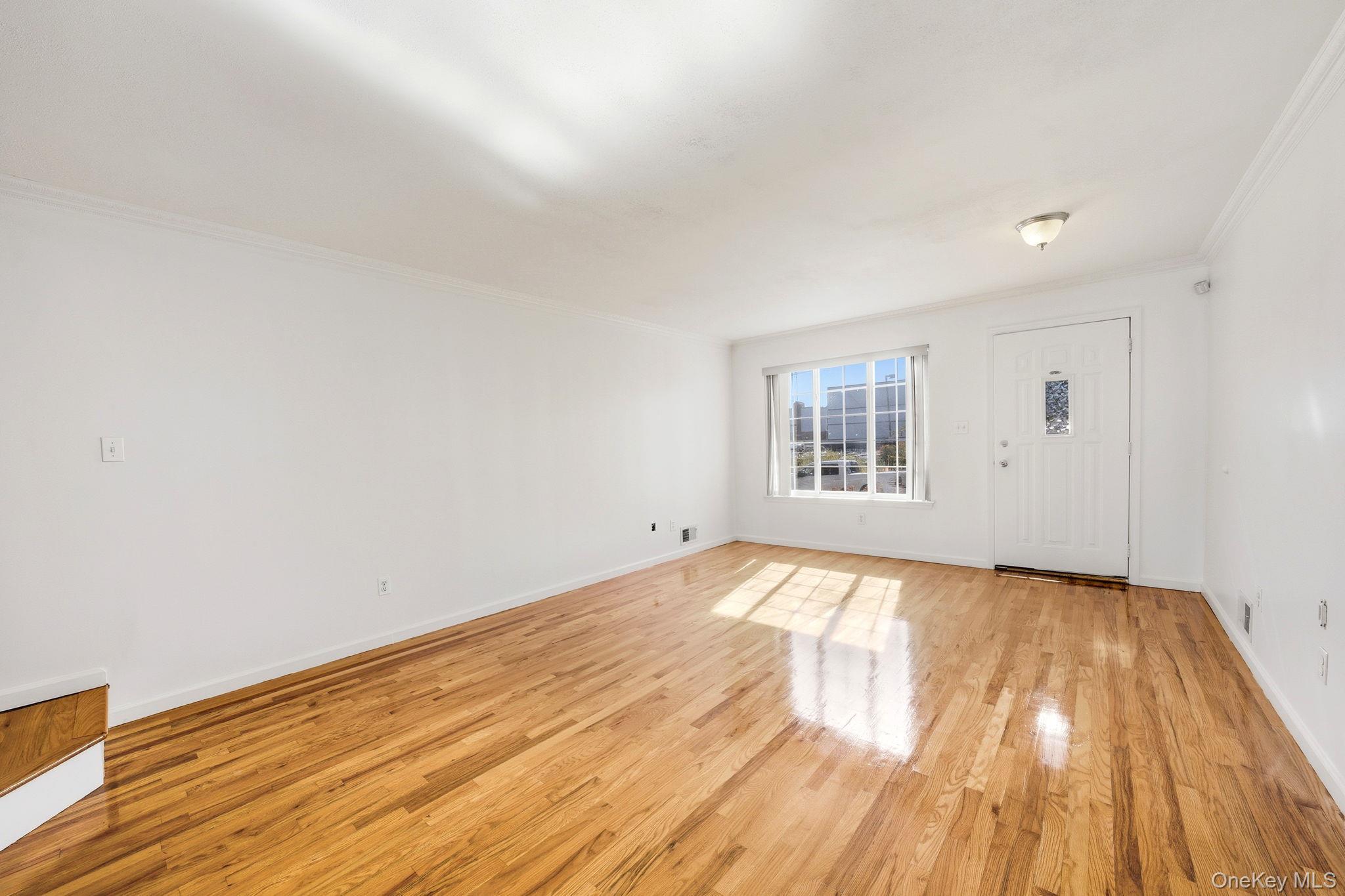 Single Family Beresford Staten Island, NY 10314, MLS-927251-3