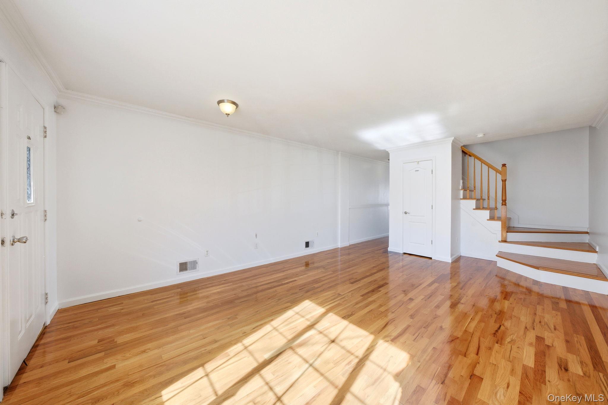 Single Family Beresford Staten Island, NY 10314, MLS-927251-4