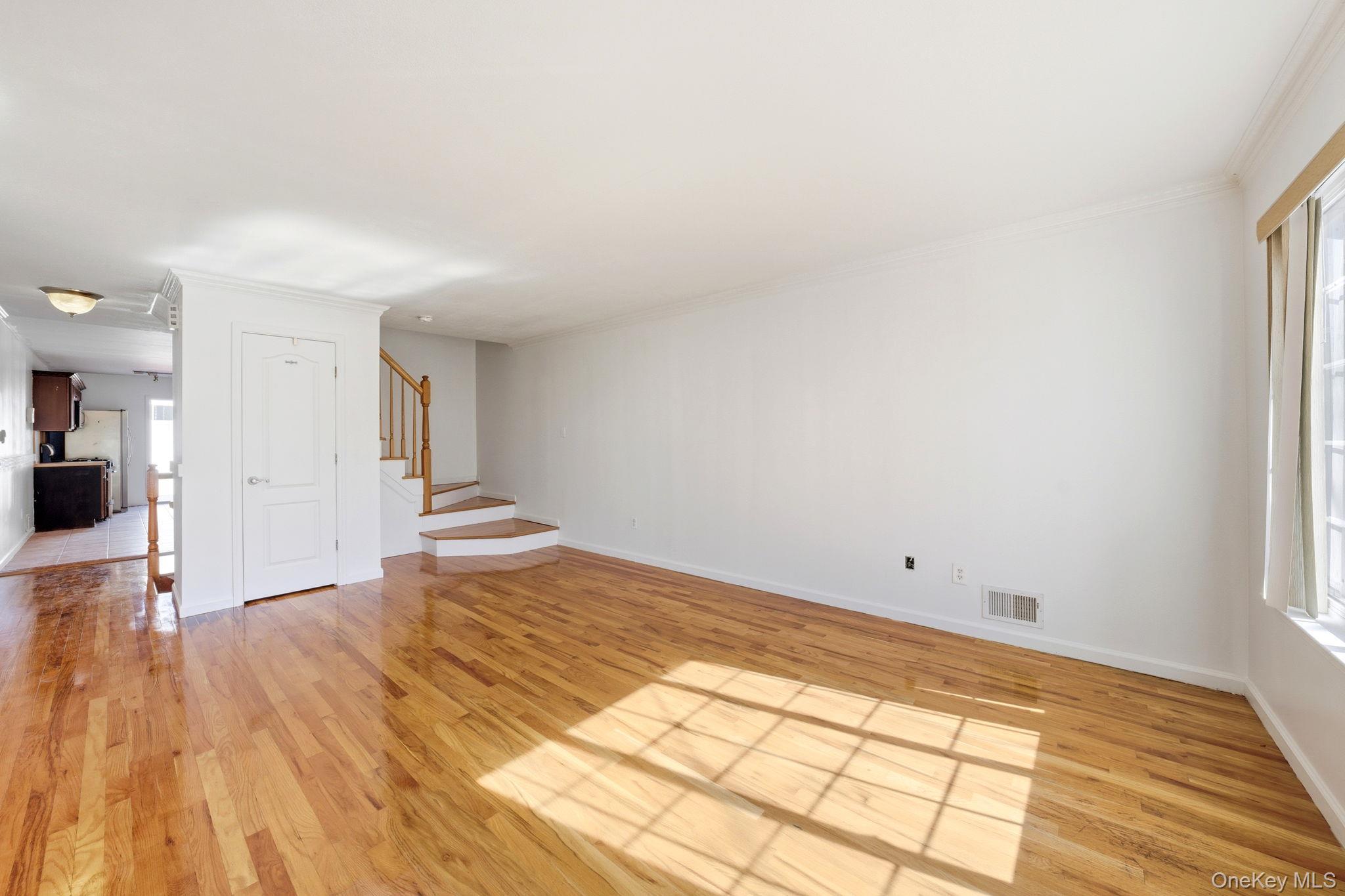 Single Family Beresford Staten Island, NY 10314, MLS-927251-5