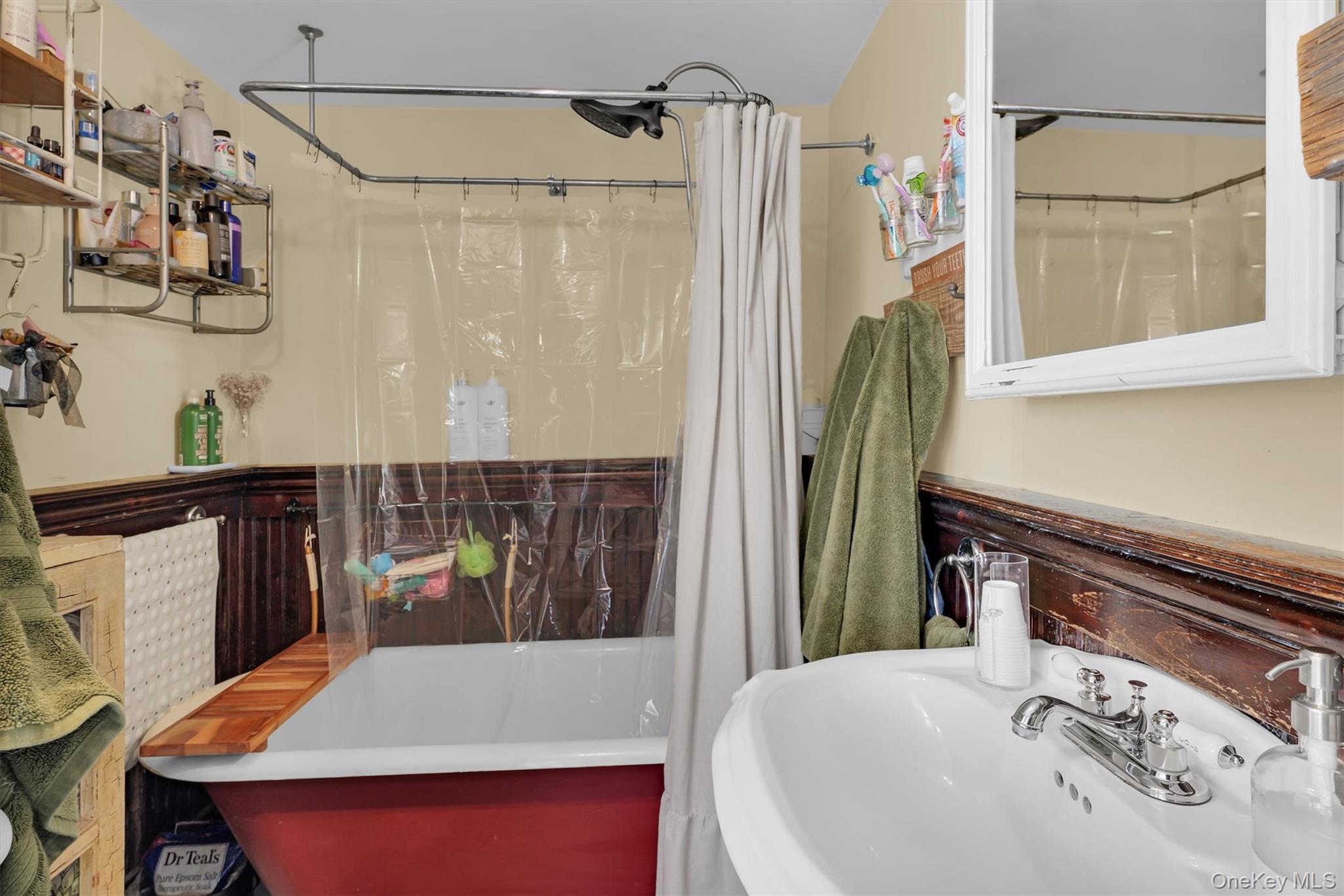 Single Family Jayne  Suffolk County, NY 11772, MLS-927253-28