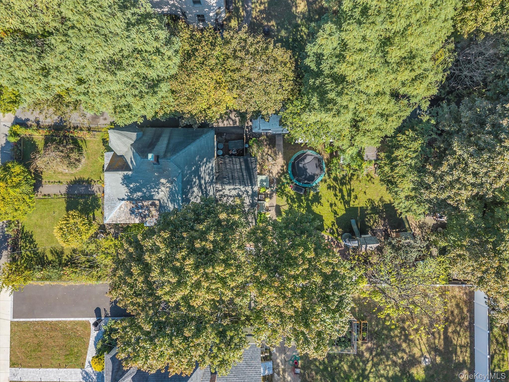 Single Family Jayne  Suffolk County, NY 11772, MLS-927253-37