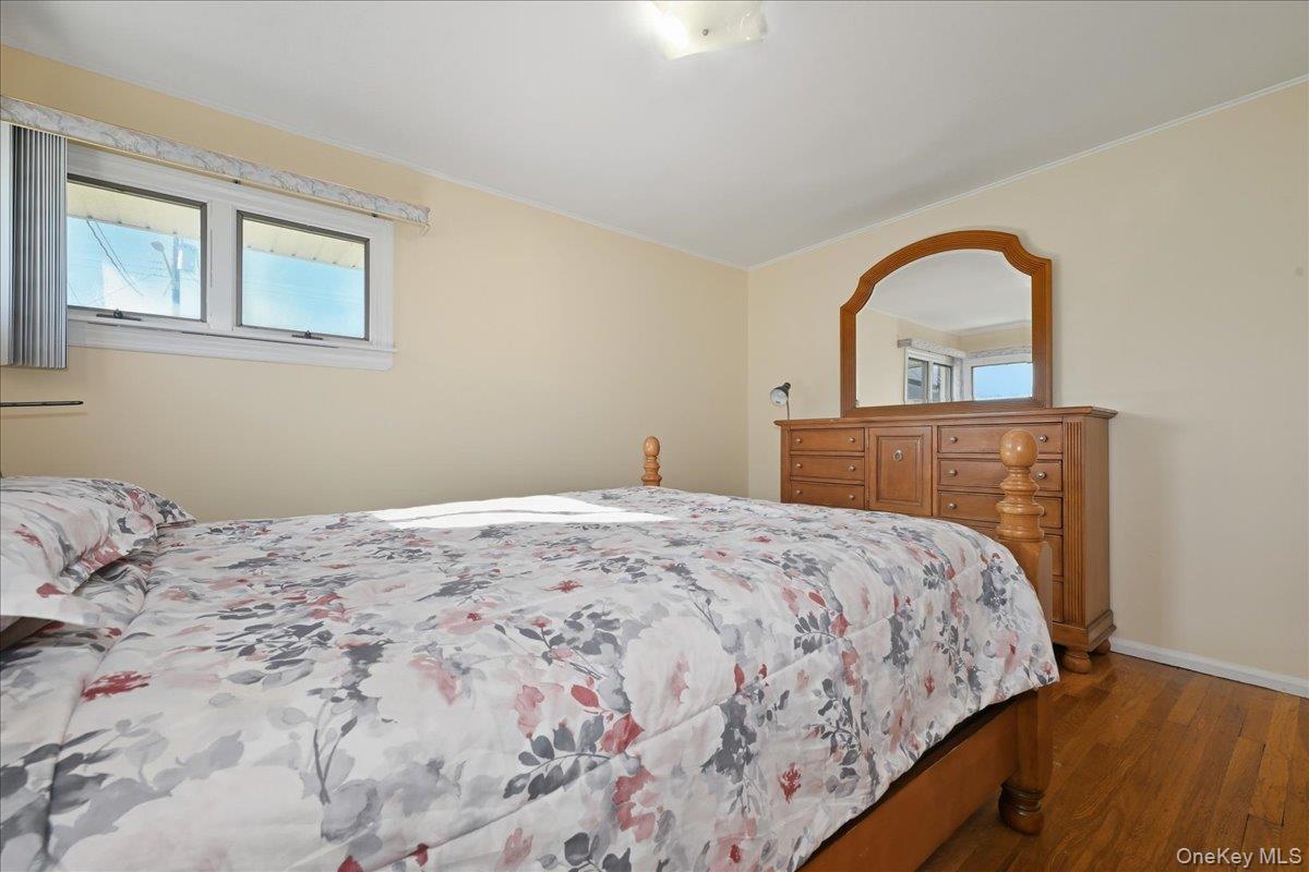 Single Family Crown  Nassau County, NY 11003, MLS-927266-12