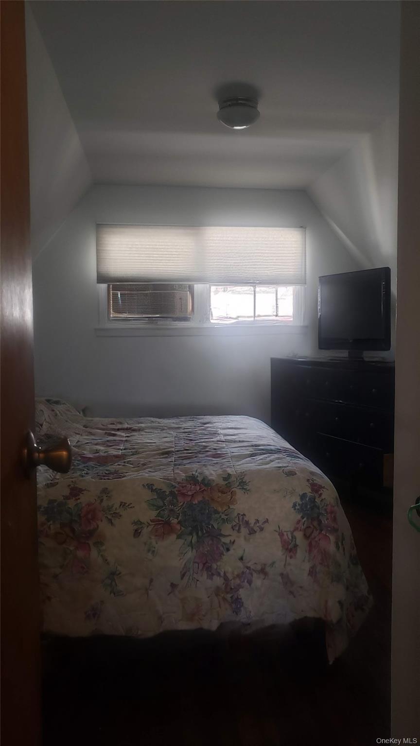 Single Family Olmstead  Bronx, NY 10473, MLS-927278-13