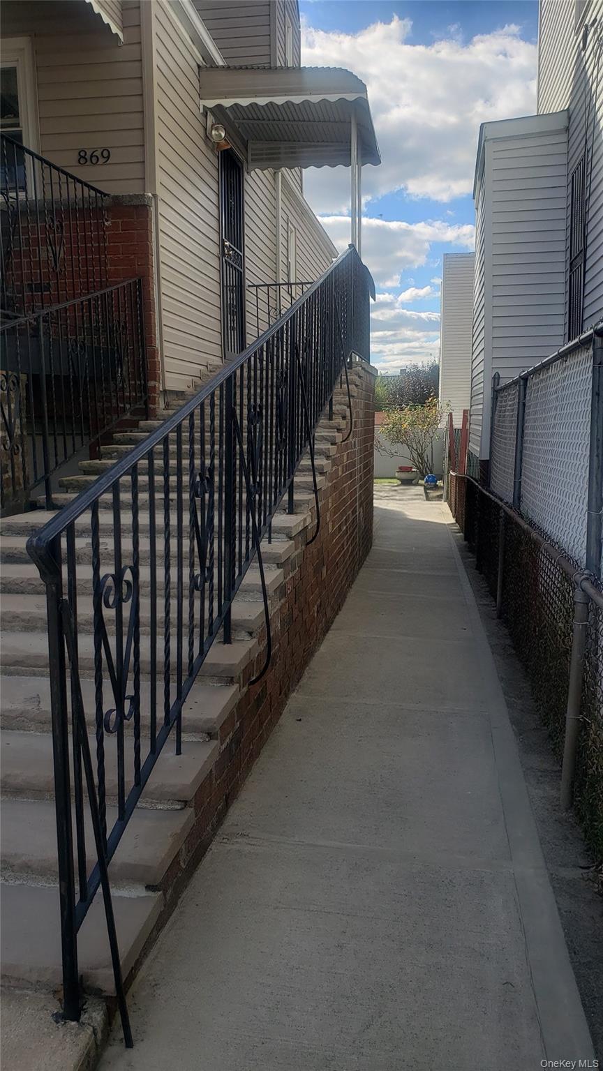 Single Family Olmstead  Bronx, NY 10473, MLS-927278-2