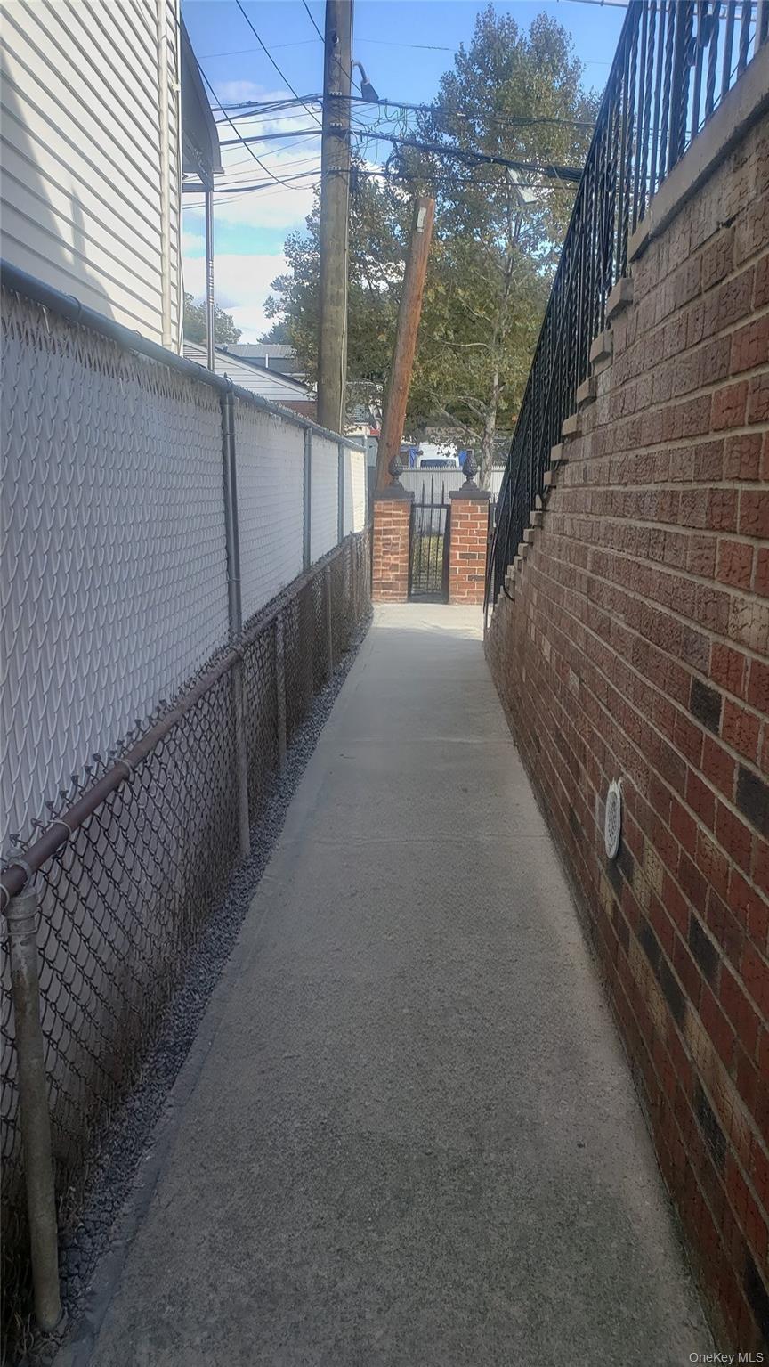 Single Family Olmstead  Bronx, NY 10473, MLS-927278-21