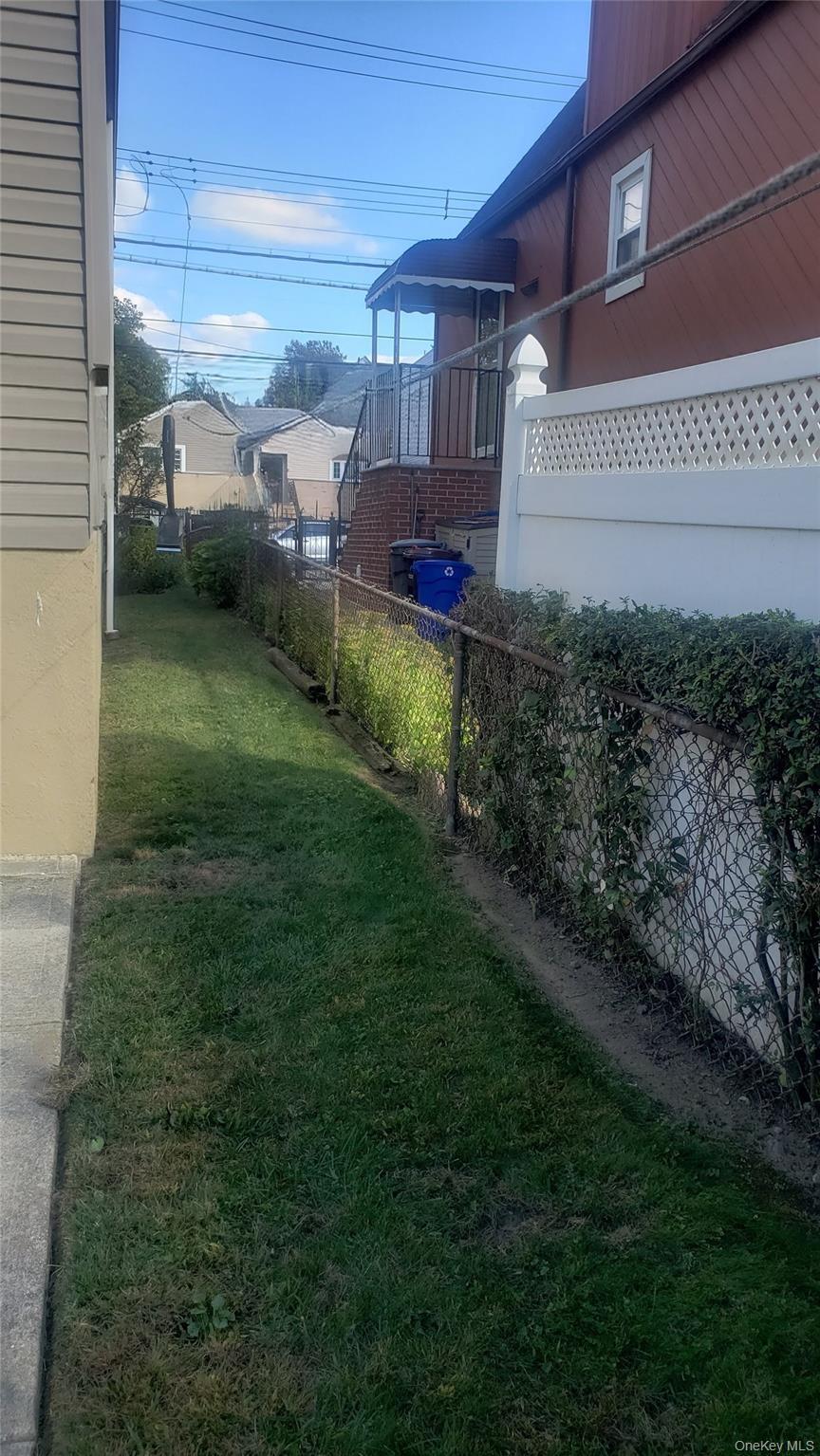 Single Family Olmstead  Bronx, NY 10473, MLS-927278-25