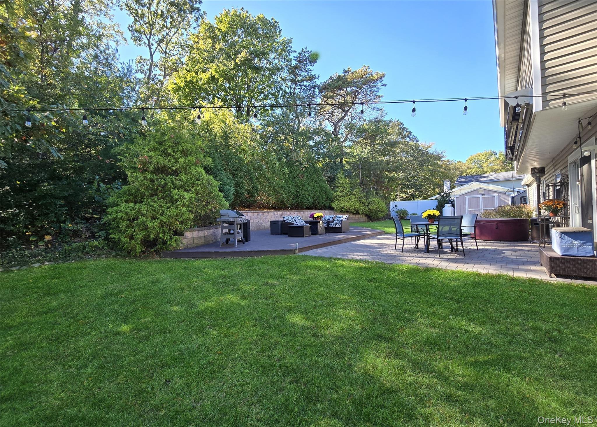 Single Family Wedgewood  Suffolk County, NY 11727, MLS-927279-22