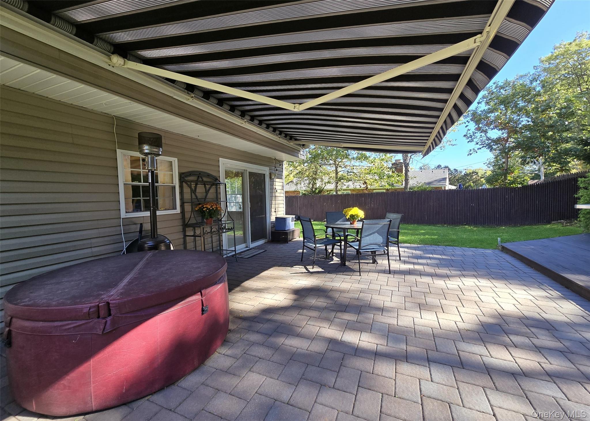 Single Family Wedgewood  Suffolk County, NY 11727, MLS-927279-25