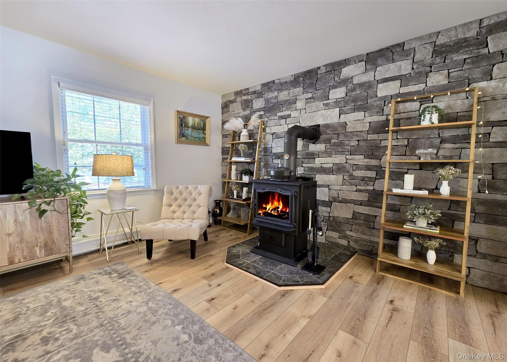 Single Family Wedgewood  Suffolk County, NY 11727, MLS-927279-3