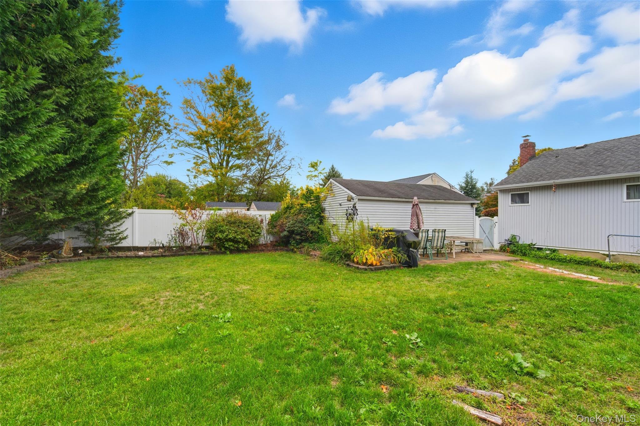 Single Family Park  Nassau County, NY 11758, MLS-927281-12