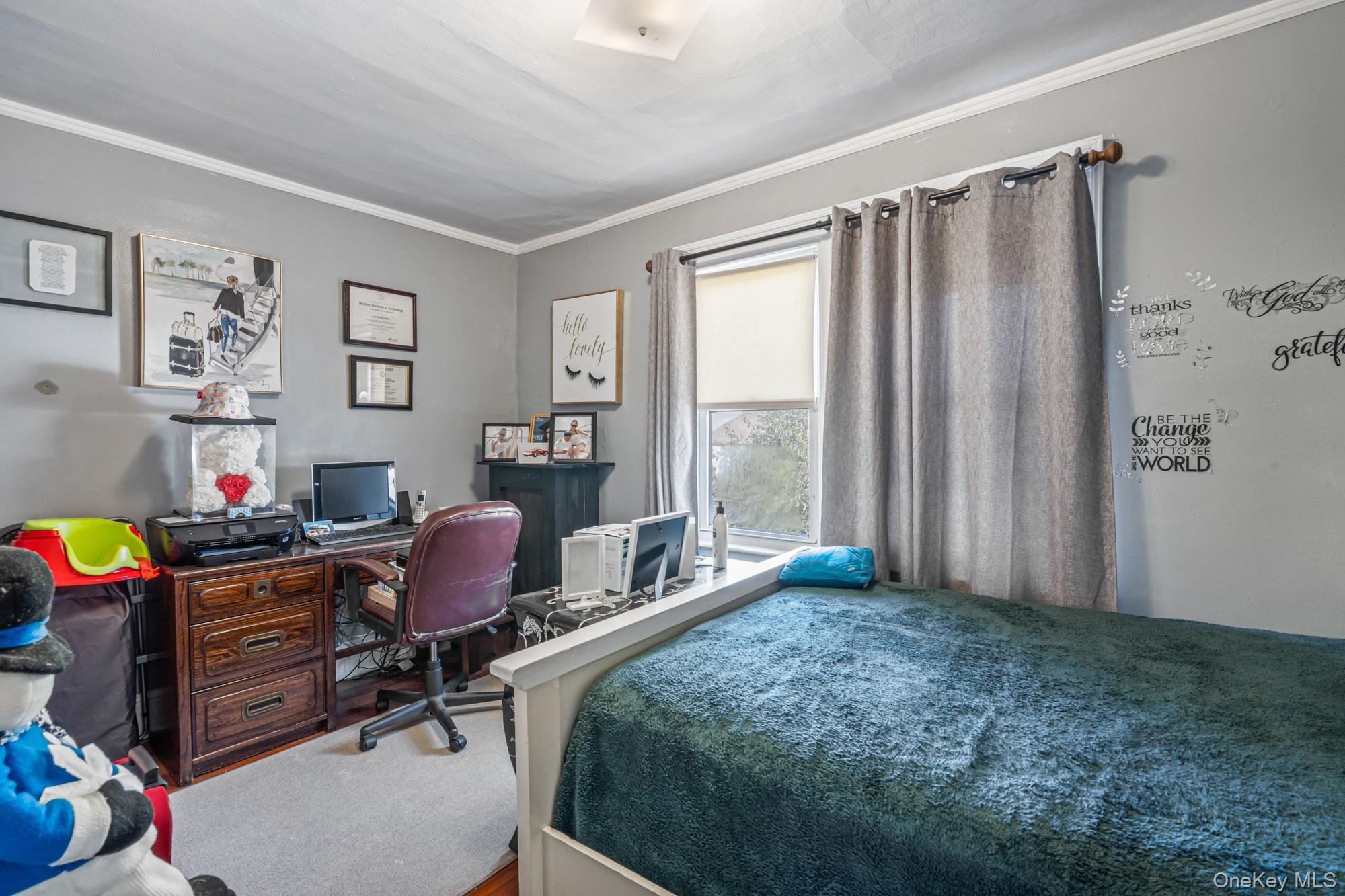 Single Family 28th Queens, NY 11354, MLS-927298-12