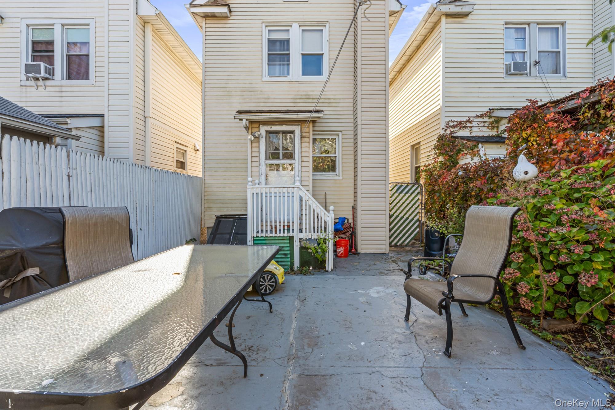 Single Family 28th Queens, NY 11354, MLS-927298-18