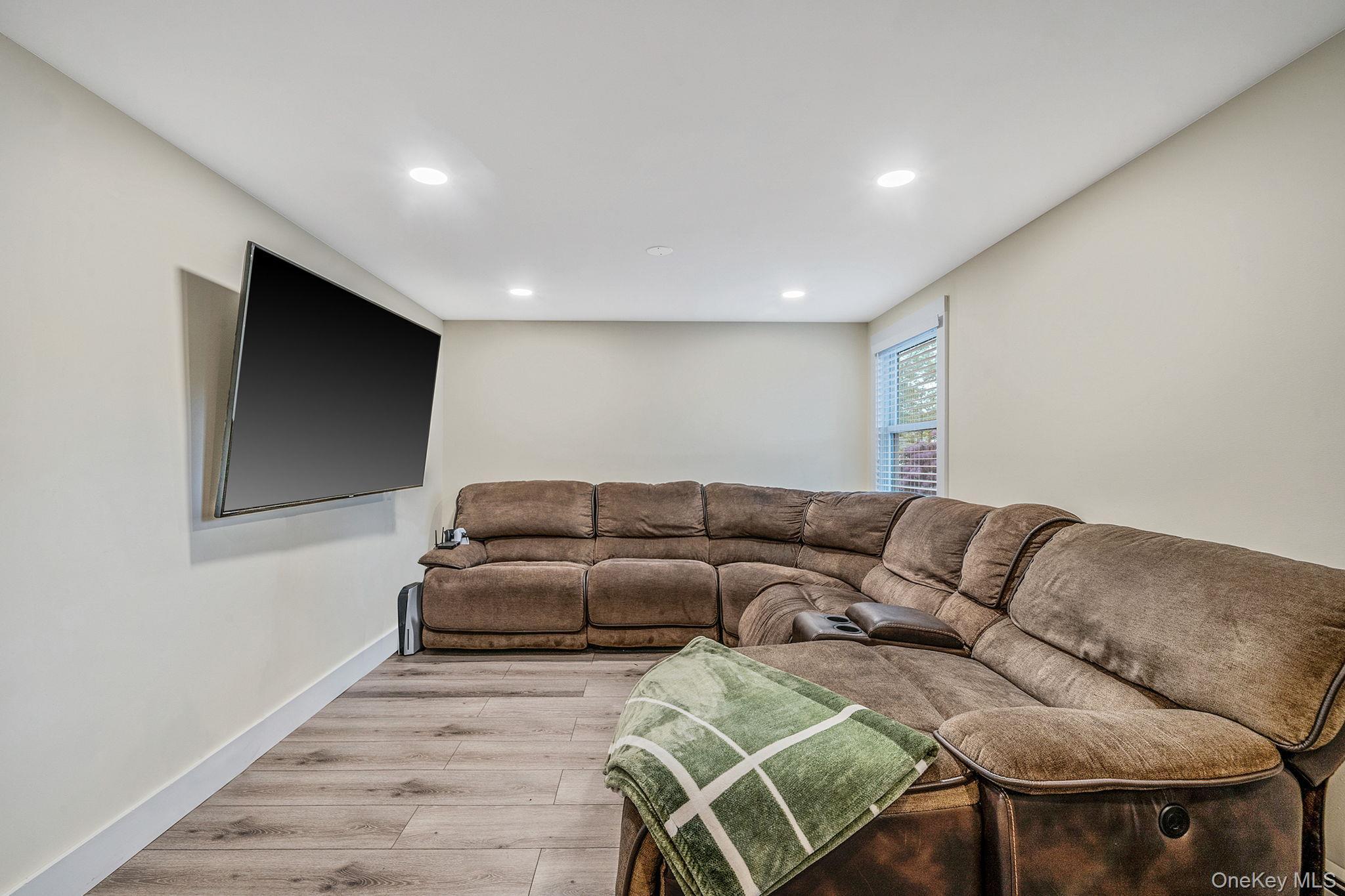 Single Family Crystal Brook Hollow  Suffolk County, NY 11776, MLS-927300-13