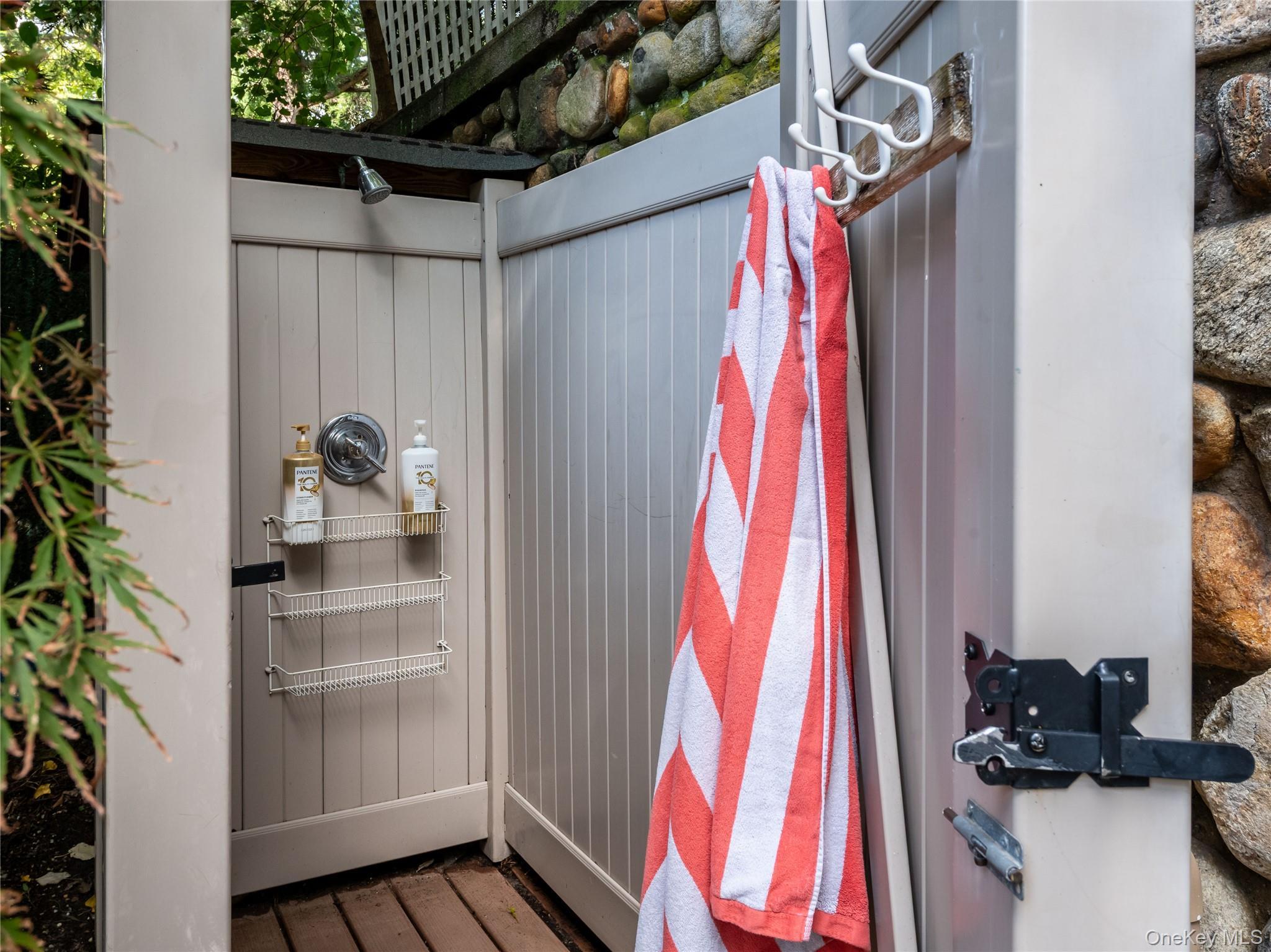 Single Family Plandome Nassau County, NY 11030, MLS-927308-27