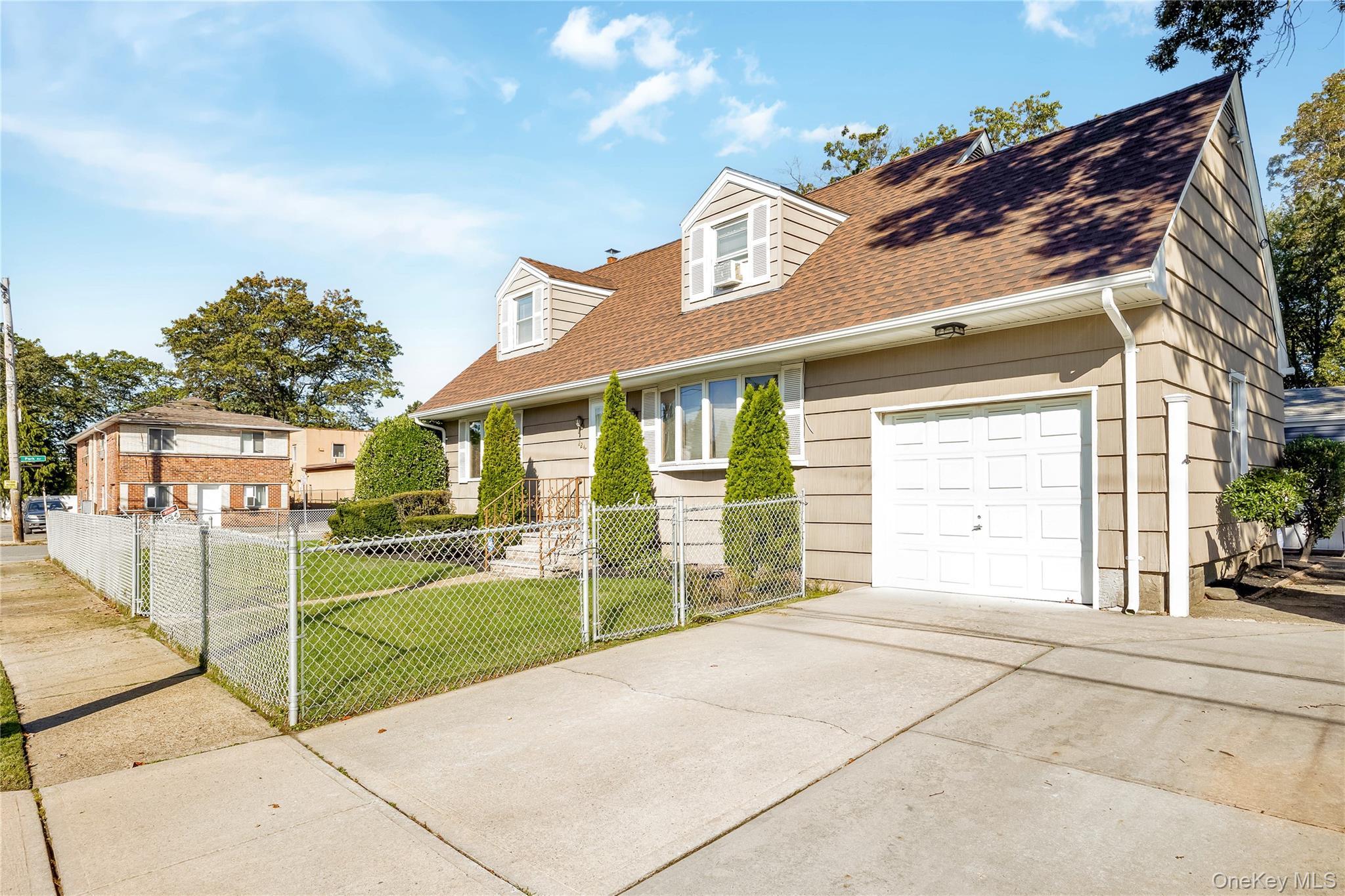 Single Family Van Nostrand  Nassau County, NY 11566, MLS-927309-2