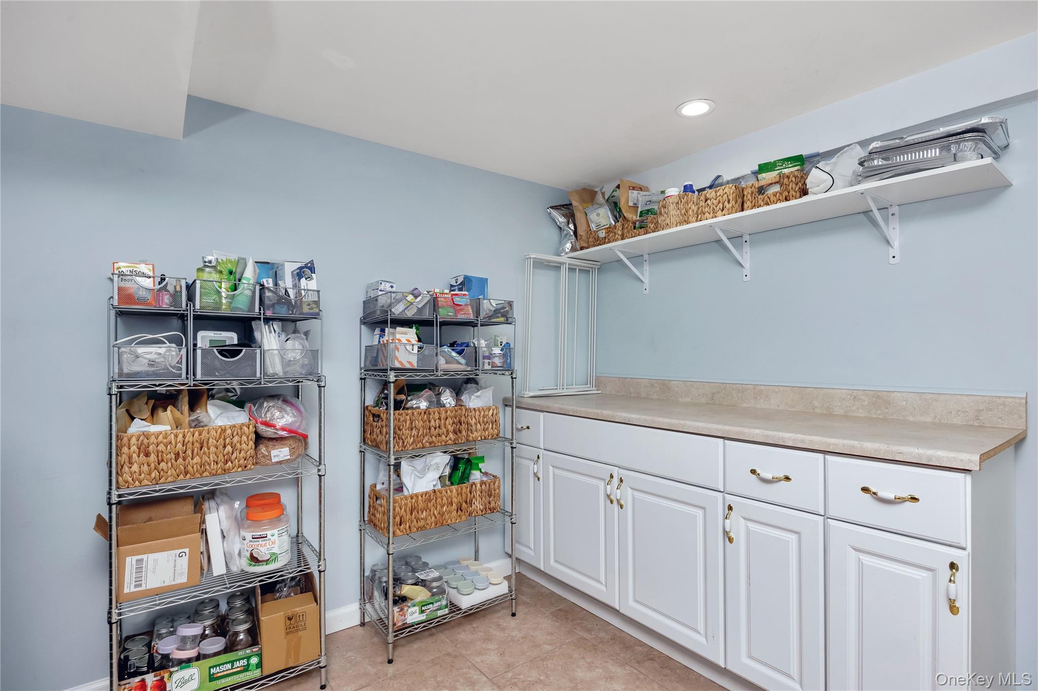 Single Family Van Nostrand  Nassau County, NY 11566, MLS-927309-21