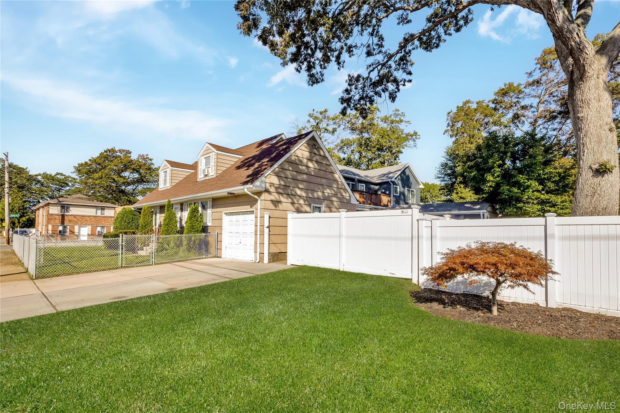 Single Family Van Nostrand  Nassau County, NY 11566, MLS-927309-22