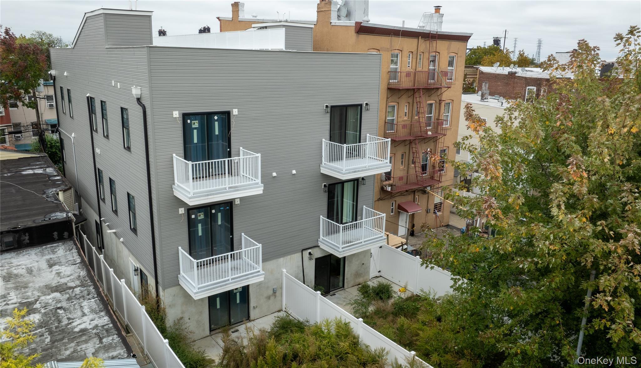 Single Family Wright Avenue, Jersey City Out Of Area, NY 07306, MLS-927326-23