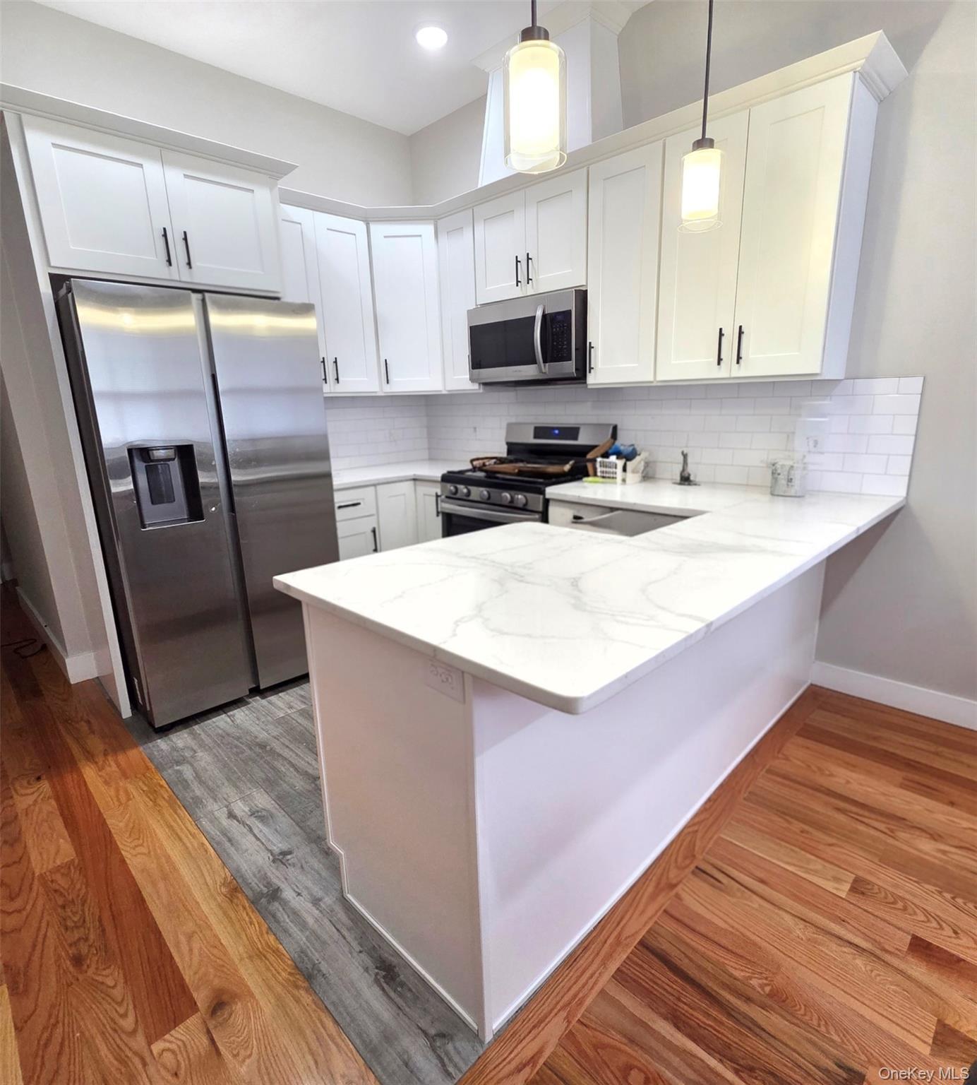 Single Family Wright Avenue, Jersey City Out Of Area, NY 07306, MLS-927326-4