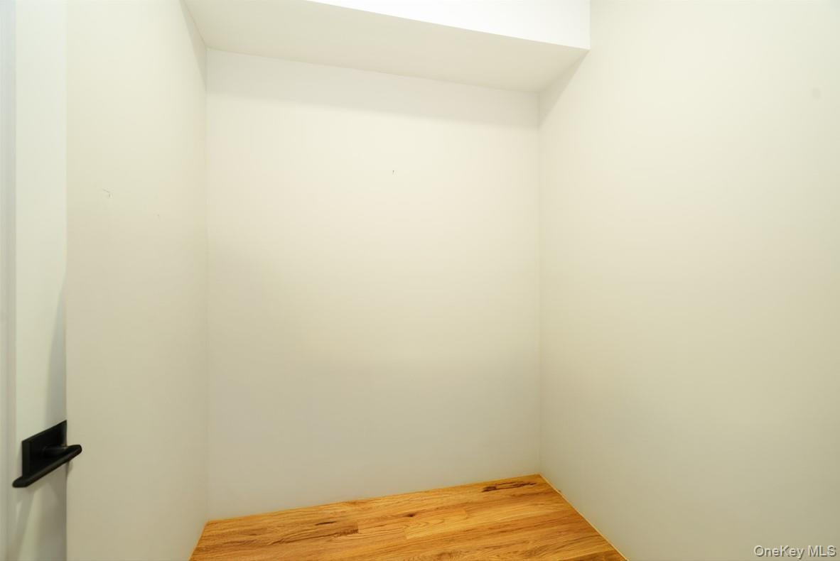 Single Family Wright Avenue, Jersey City Out Of Area, NY 07306, MLS-927326-7