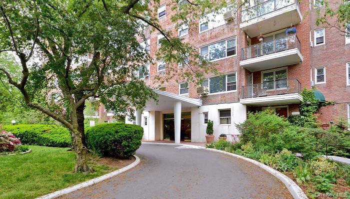 Coop Kappock  Bronx, NY 10463, MLS-927341-19