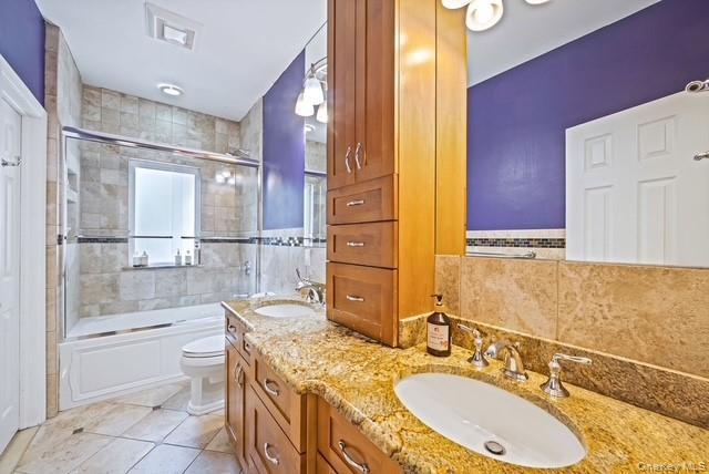 Single Family Sleepy Hollow  Suffolk County, NY 11746, MLS-927344-20