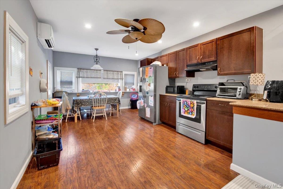 Single Family Curry Westchester County, NY 10598, MLS-927353-24