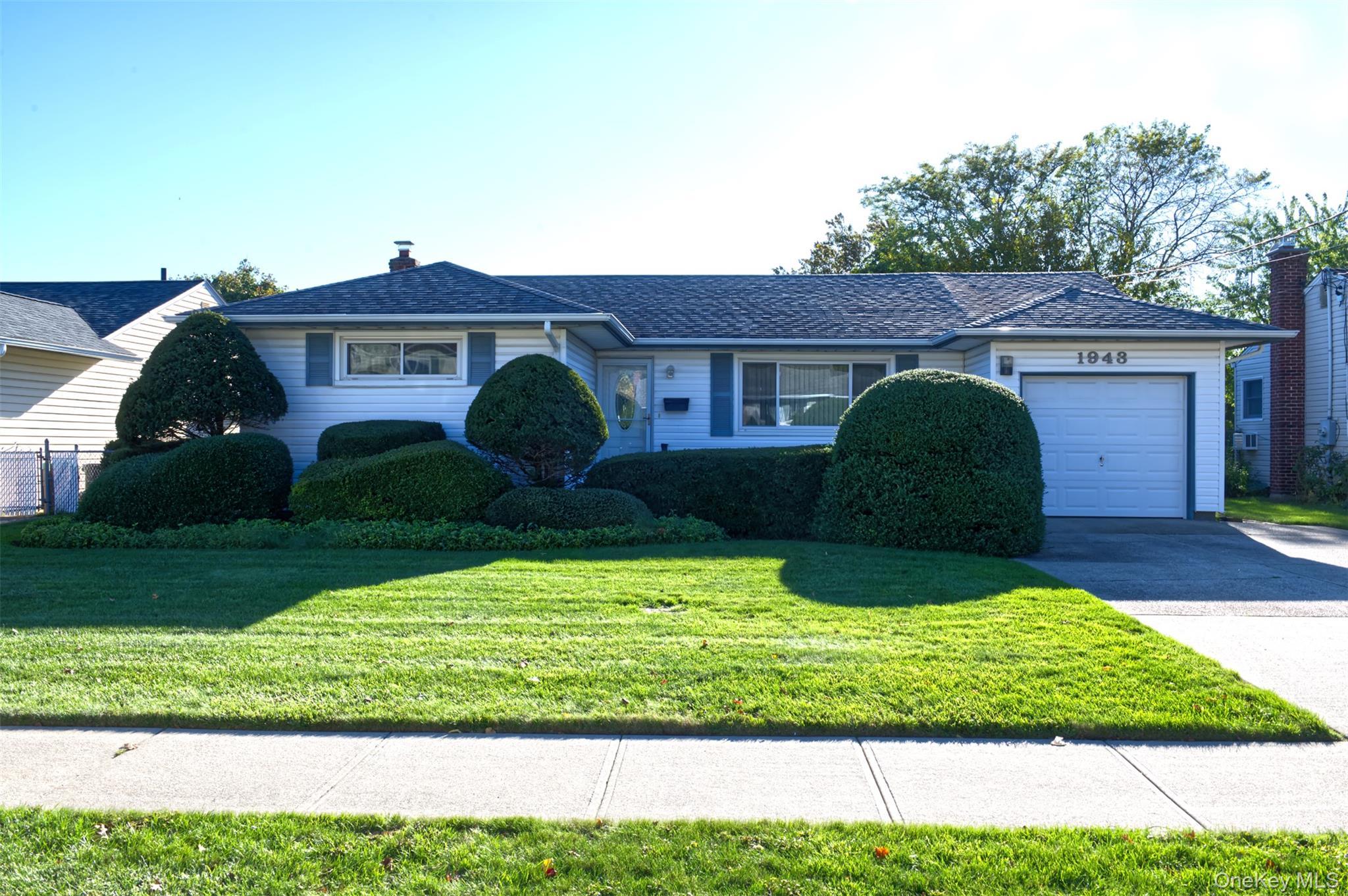 Single Family Cole  Nassau County, NY 11554, MLS-927355-2