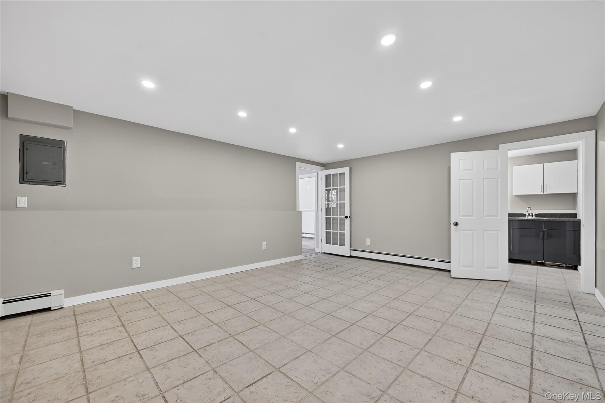 Single Family Clara Orange County, NY 12553, MLS-927360-22