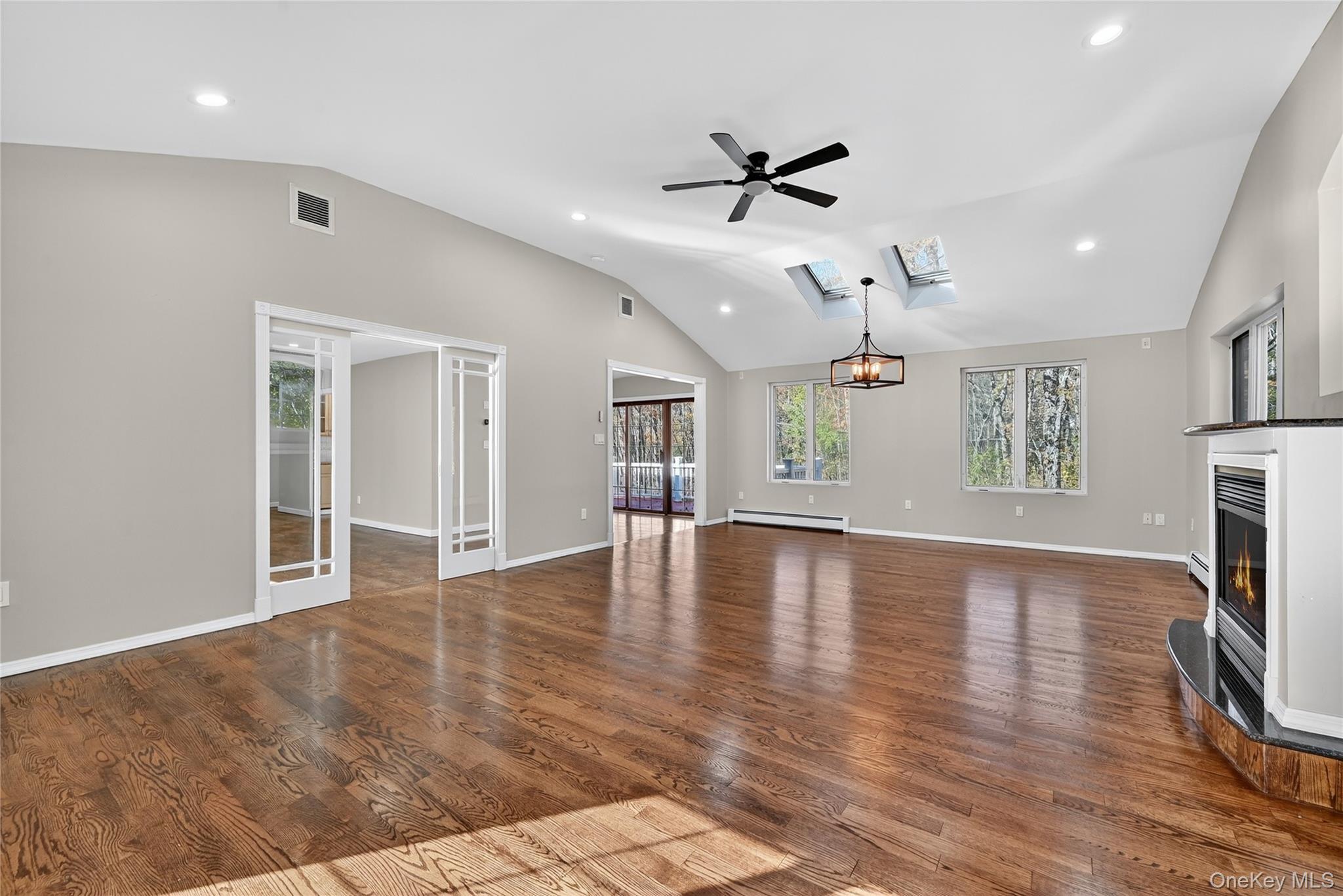 Single Family Clara Orange County, NY 12553, MLS-927360-8