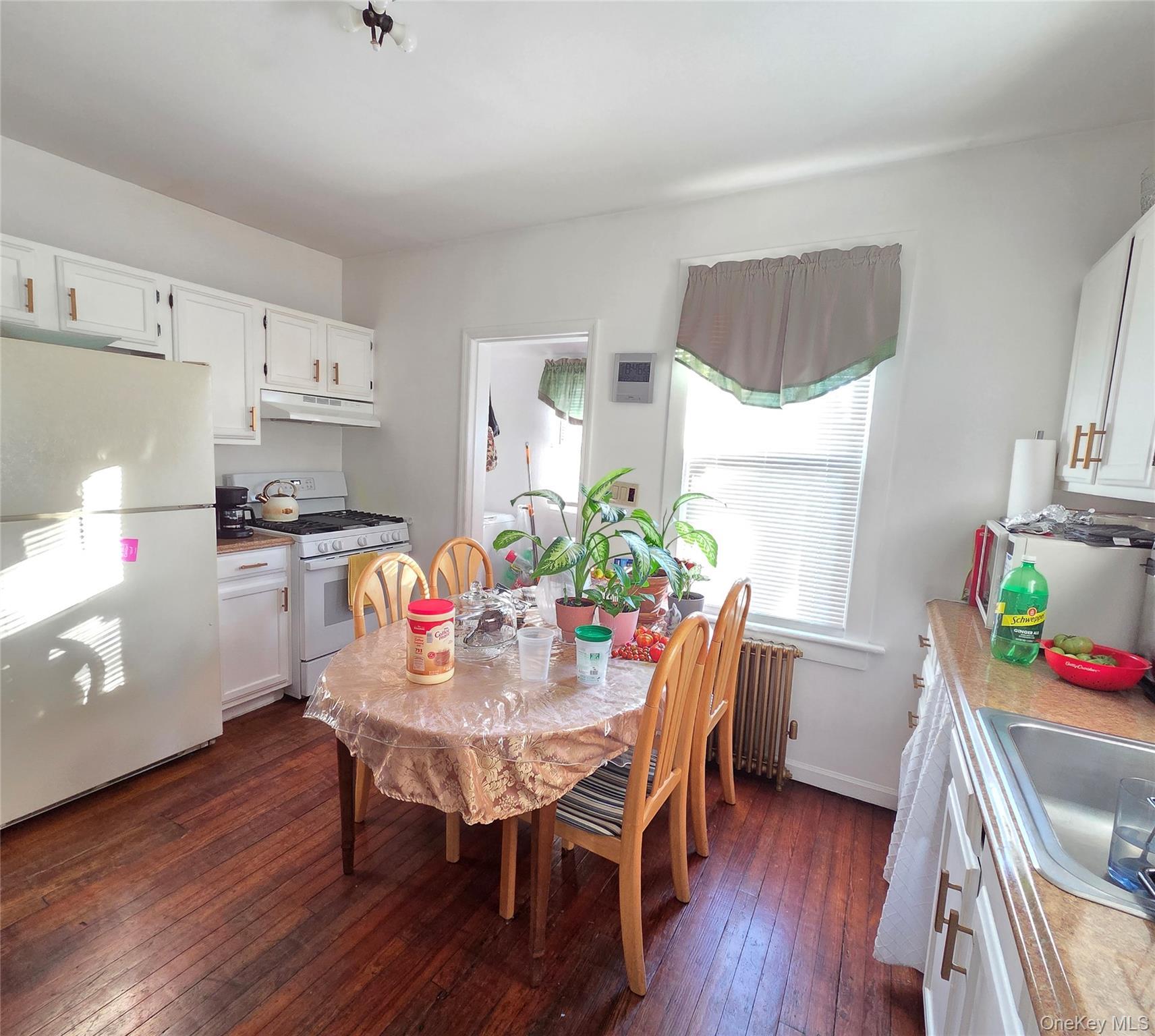 Single Family Wilder  Bronx, NY 10466, MLS-927374-5