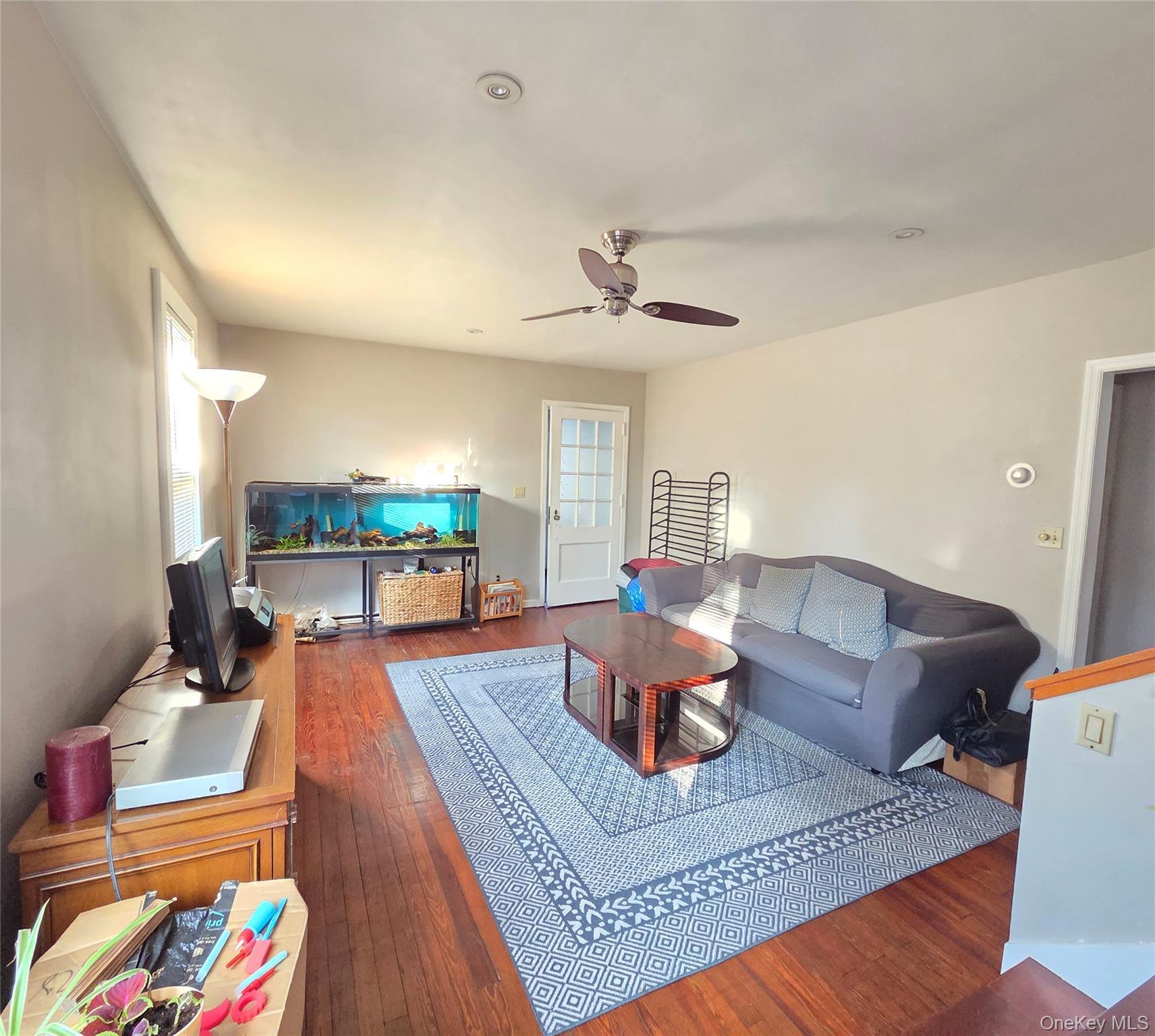 Single Family Wilder  Bronx, NY 10466, MLS-927374-6