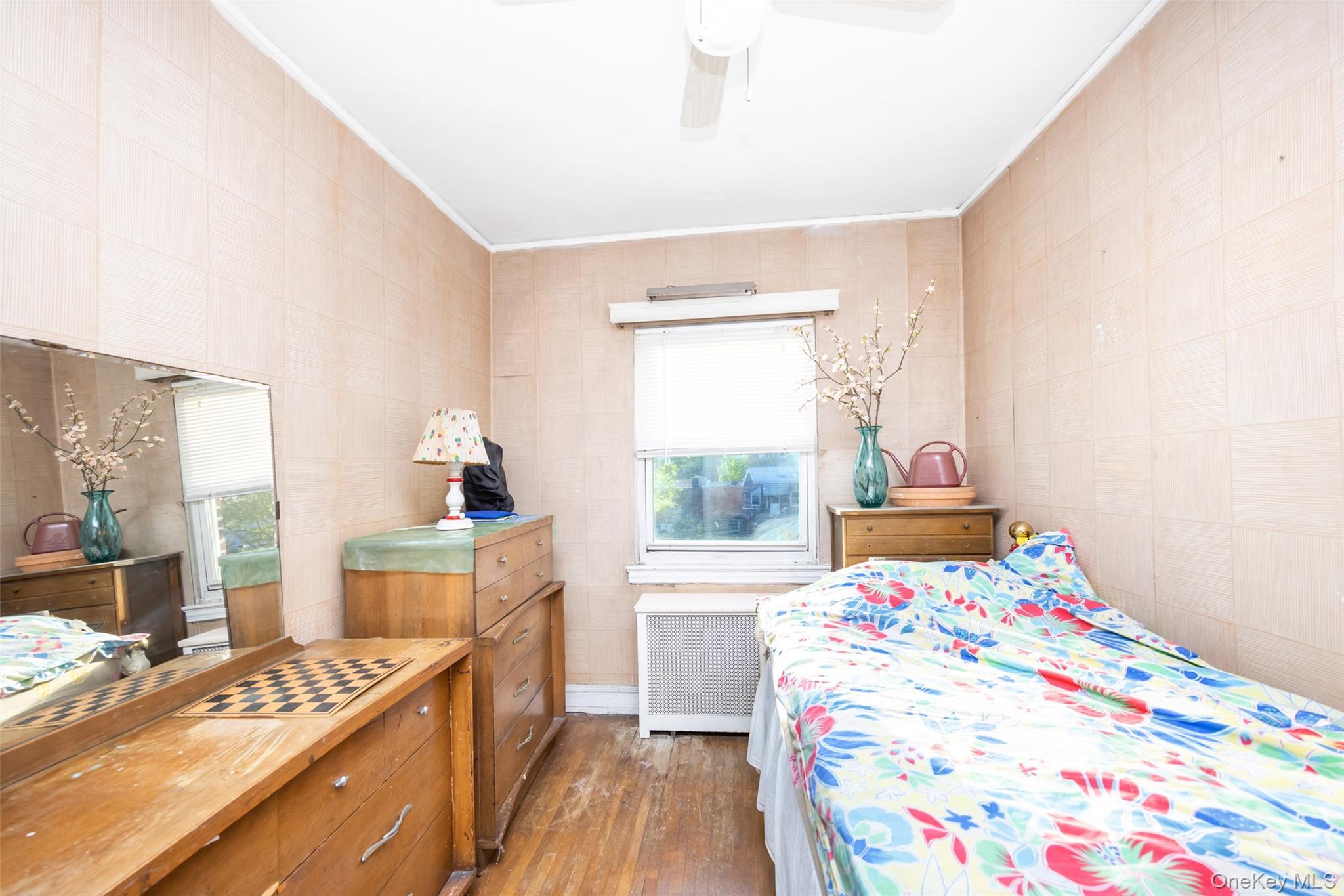 Single Family 62nd Queens, NY 11377, MLS-927380-10