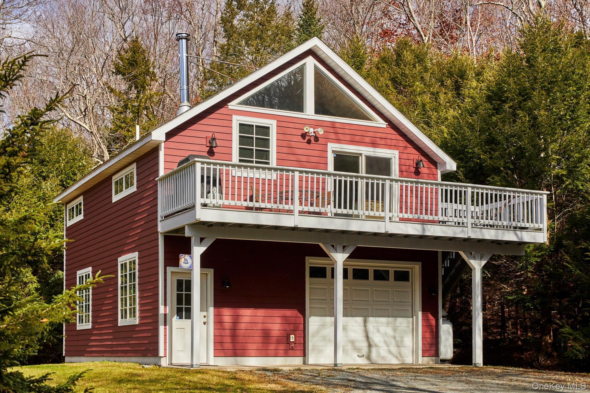 Single Family Platte Clove Greene County, NY 12442, MLS-927385-16