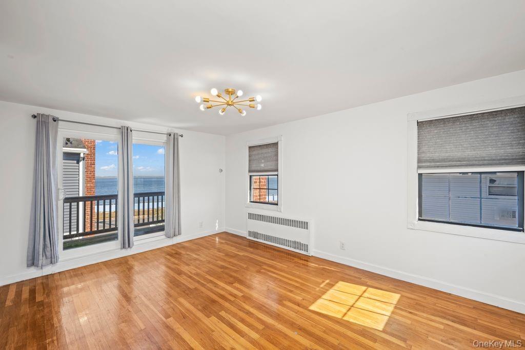 Single Family Beach 122nd Queens, NY 11694, MLS-927392-13