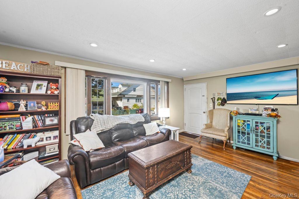 Single Family Beach 122nd Queens, NY 11694, MLS-927392-18