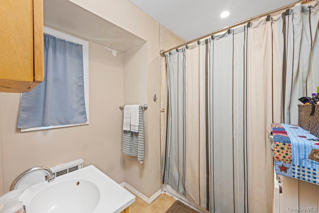 Single Family Beach 122nd Queens, NY 11694, MLS-927392-26