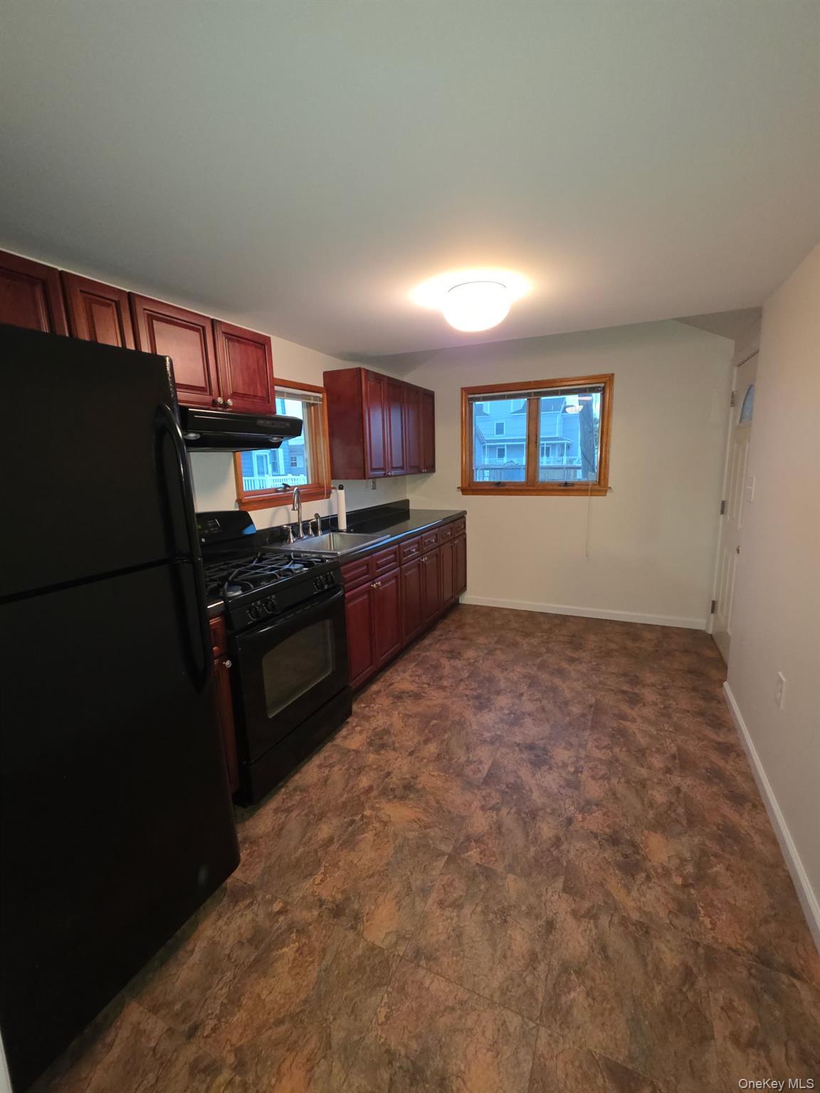 Single Family 5th  Queens, NY 11693, MLS-927398-5