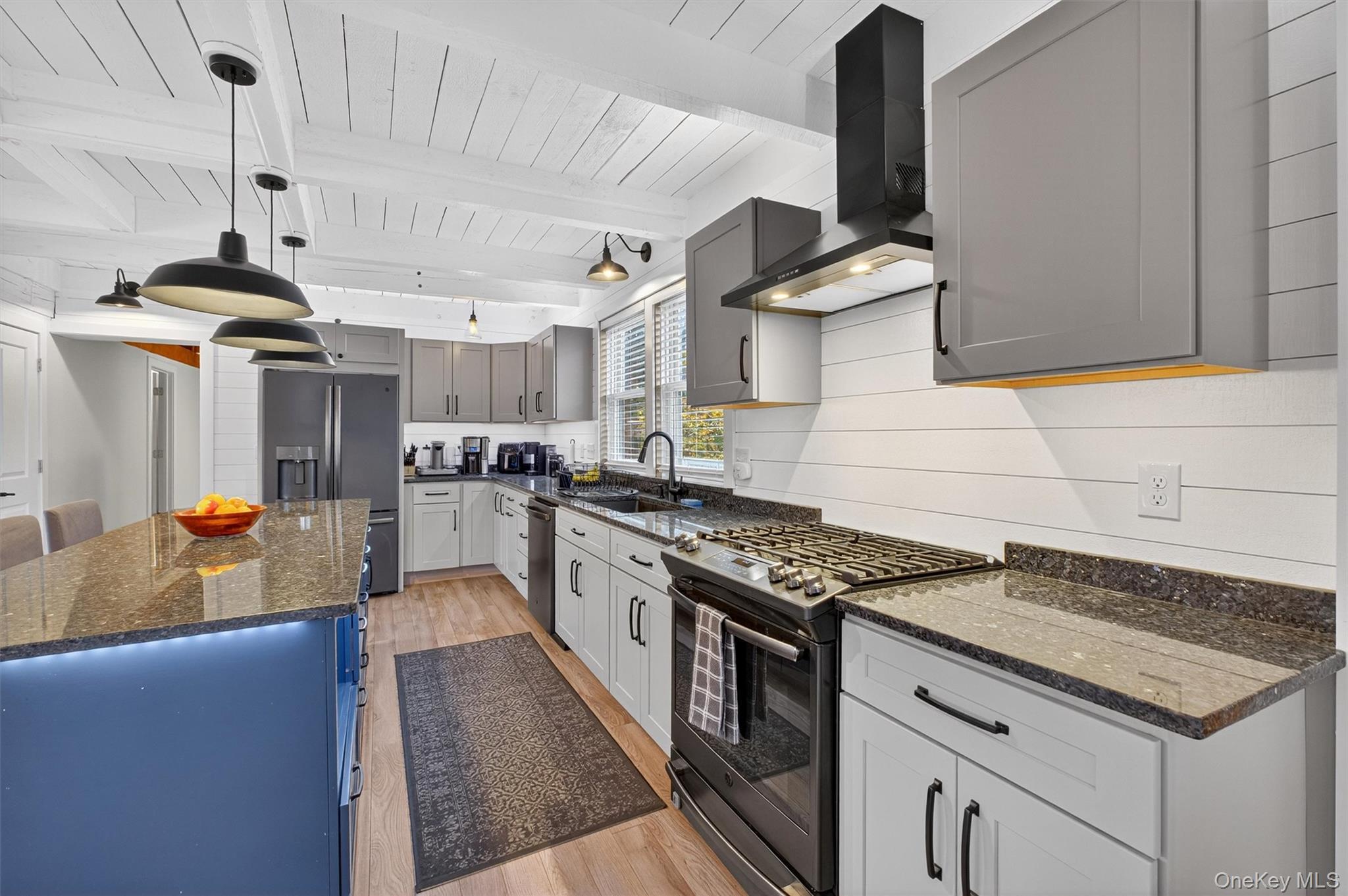 Single Family Salt Point Dutchess County, NY 12601, MLS-927401-12