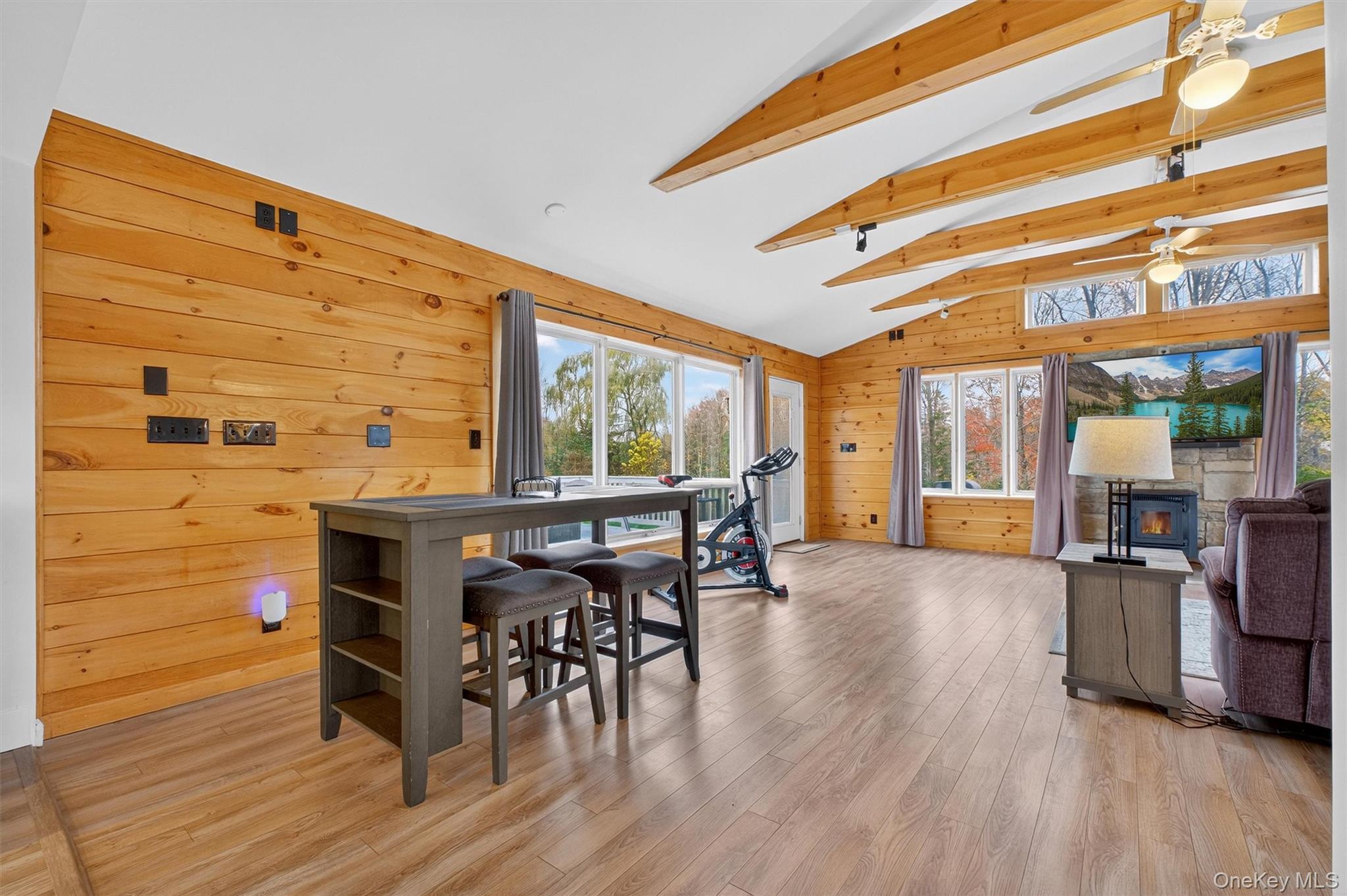 Single Family Salt Point Dutchess County, NY 12601, MLS-927401-13