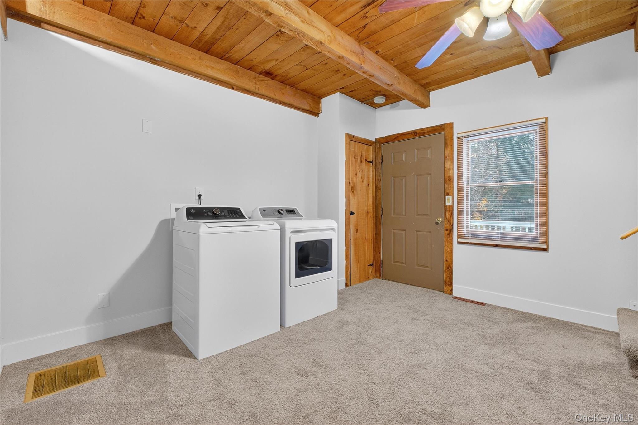 Single Family Salt Point Dutchess County, NY 12601, MLS-927401-25