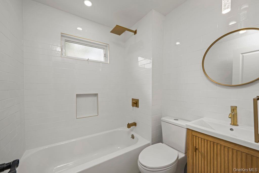 Single Family Avenue M  Brooklyn, NY 11234, MLS-927412-16