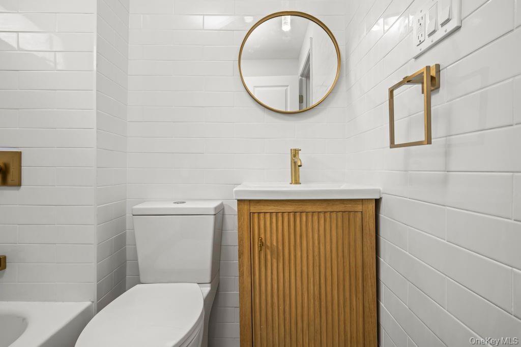 Single Family Avenue M  Brooklyn, NY 11234, MLS-927412-17