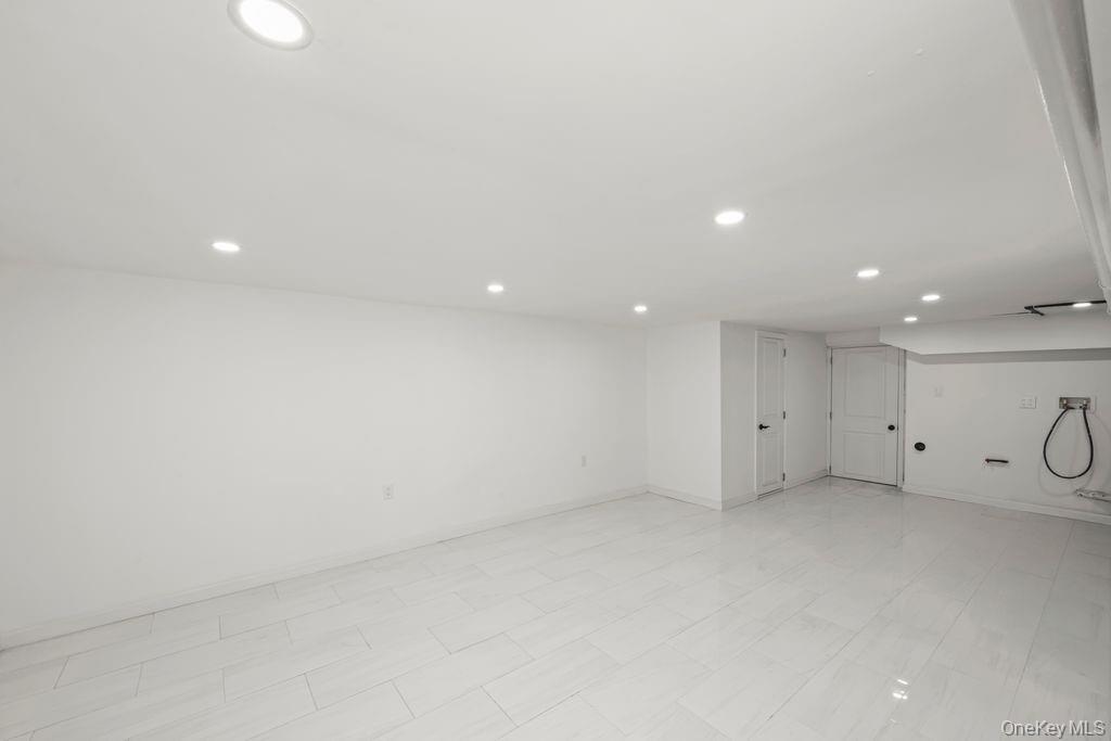 Single Family Avenue M  Brooklyn, NY 11234, MLS-927412-18