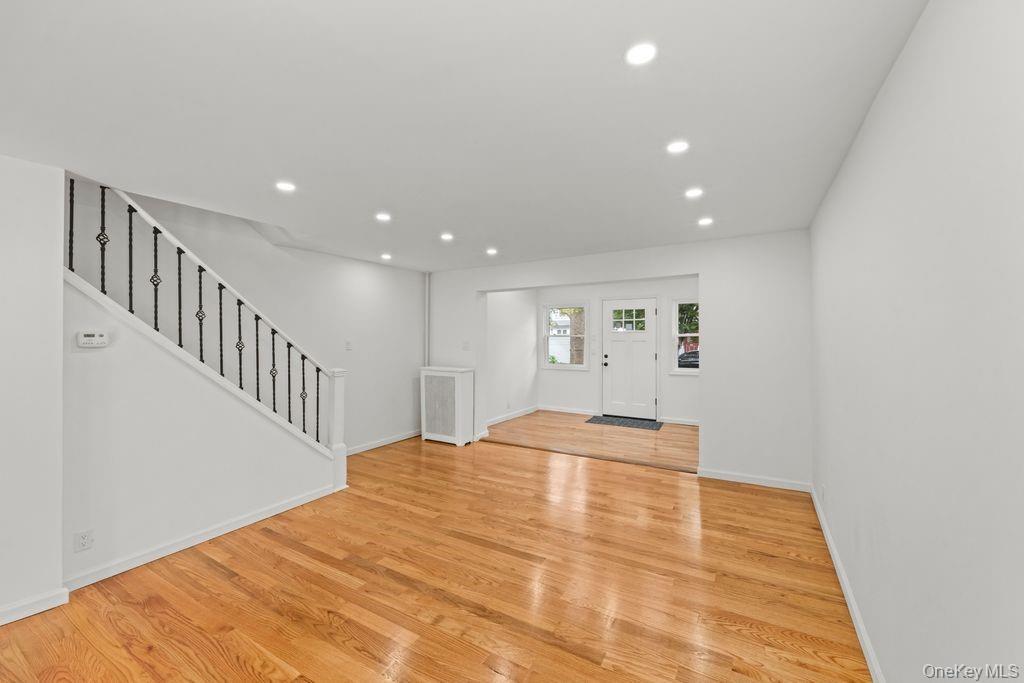 Single Family Avenue M  Brooklyn, NY 11234, MLS-927412-8