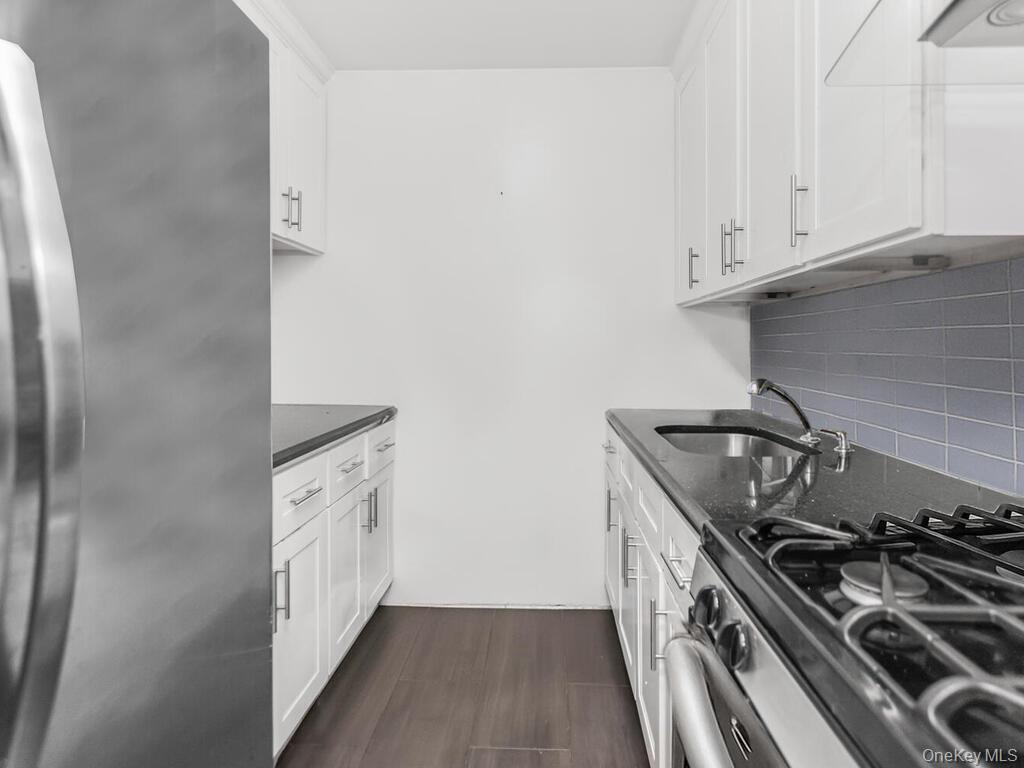 Single Family Kelly  Bronx, NY 10459, MLS-927437-11