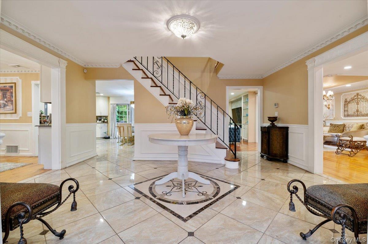 Single Family Caledonia Suffolk County, NY 11746, MLS-927453-4