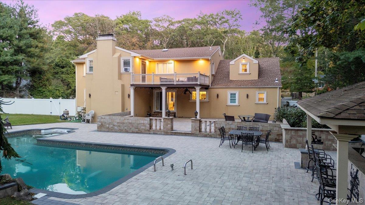 Single Family Caledonia Suffolk County, NY 11746, MLS-927453-43